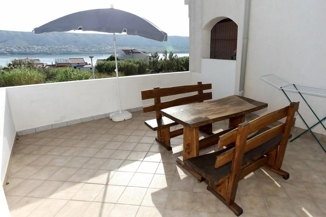 Apartments Antonio Pag Town