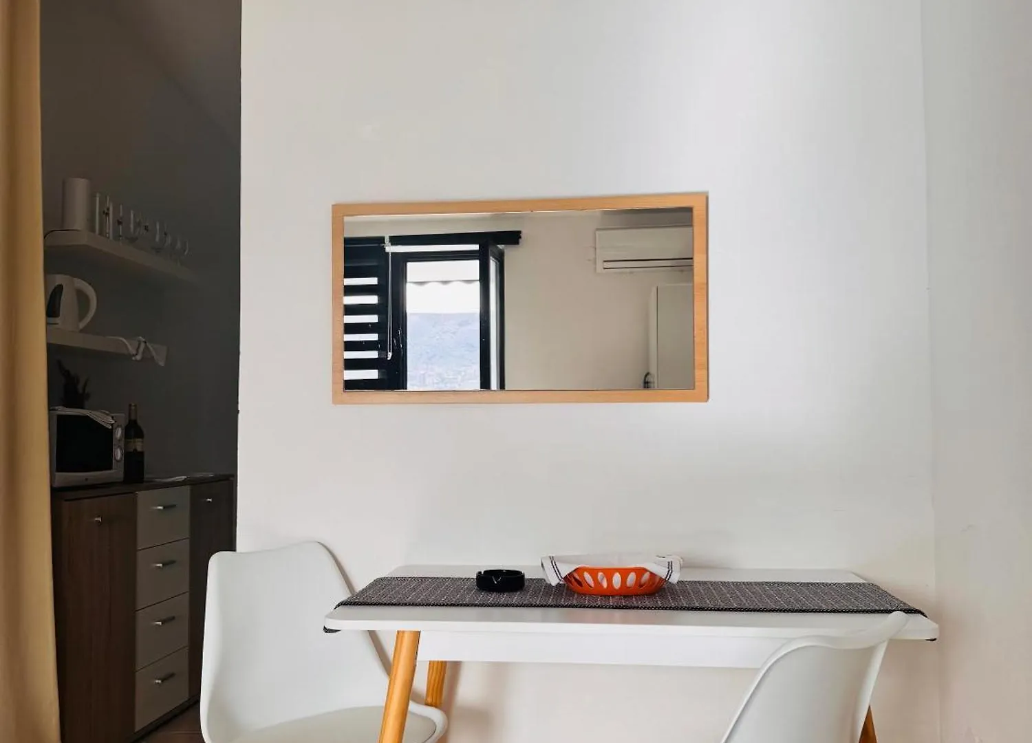 Apartments Antonio Pag Town