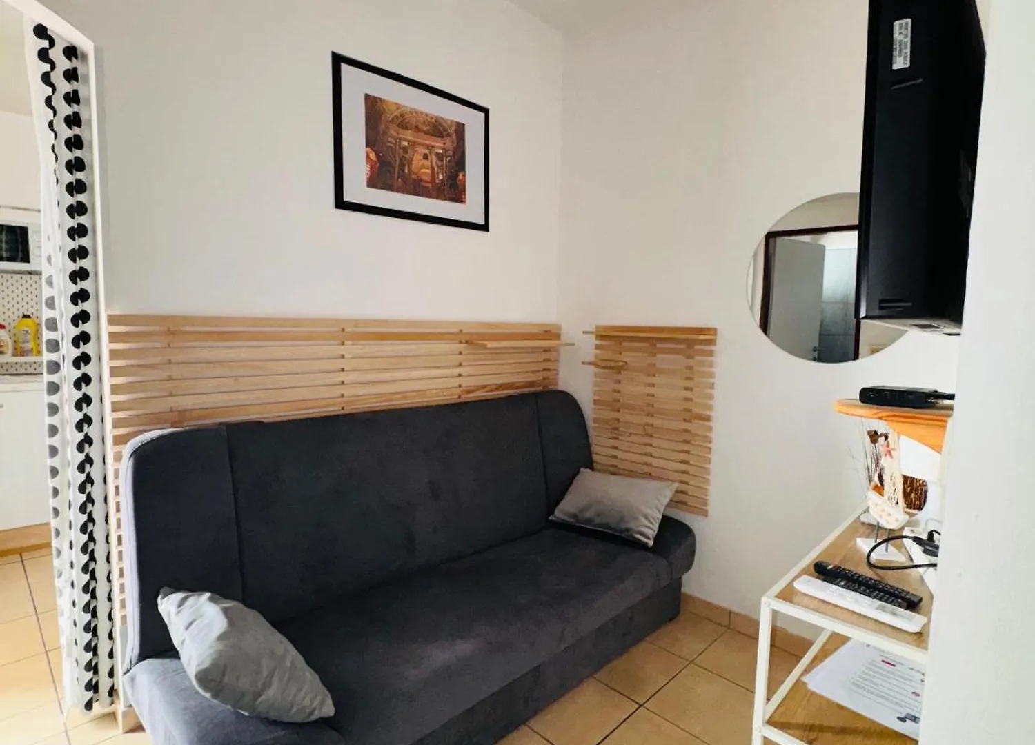 Apartments Antonio Pag Town