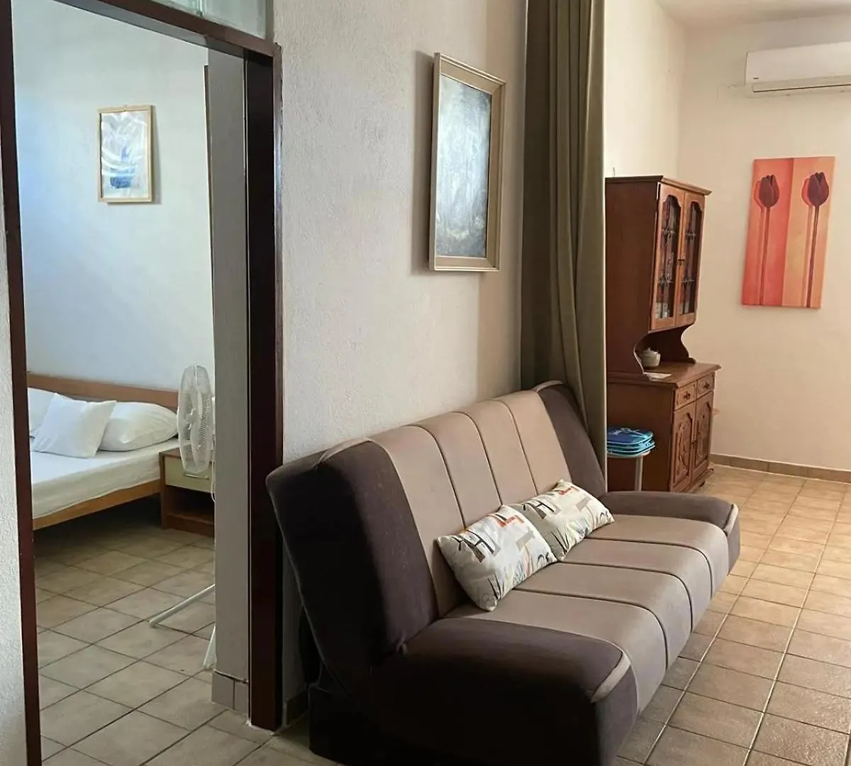 Apartments Antonio Pag Town 0*,  Croazia